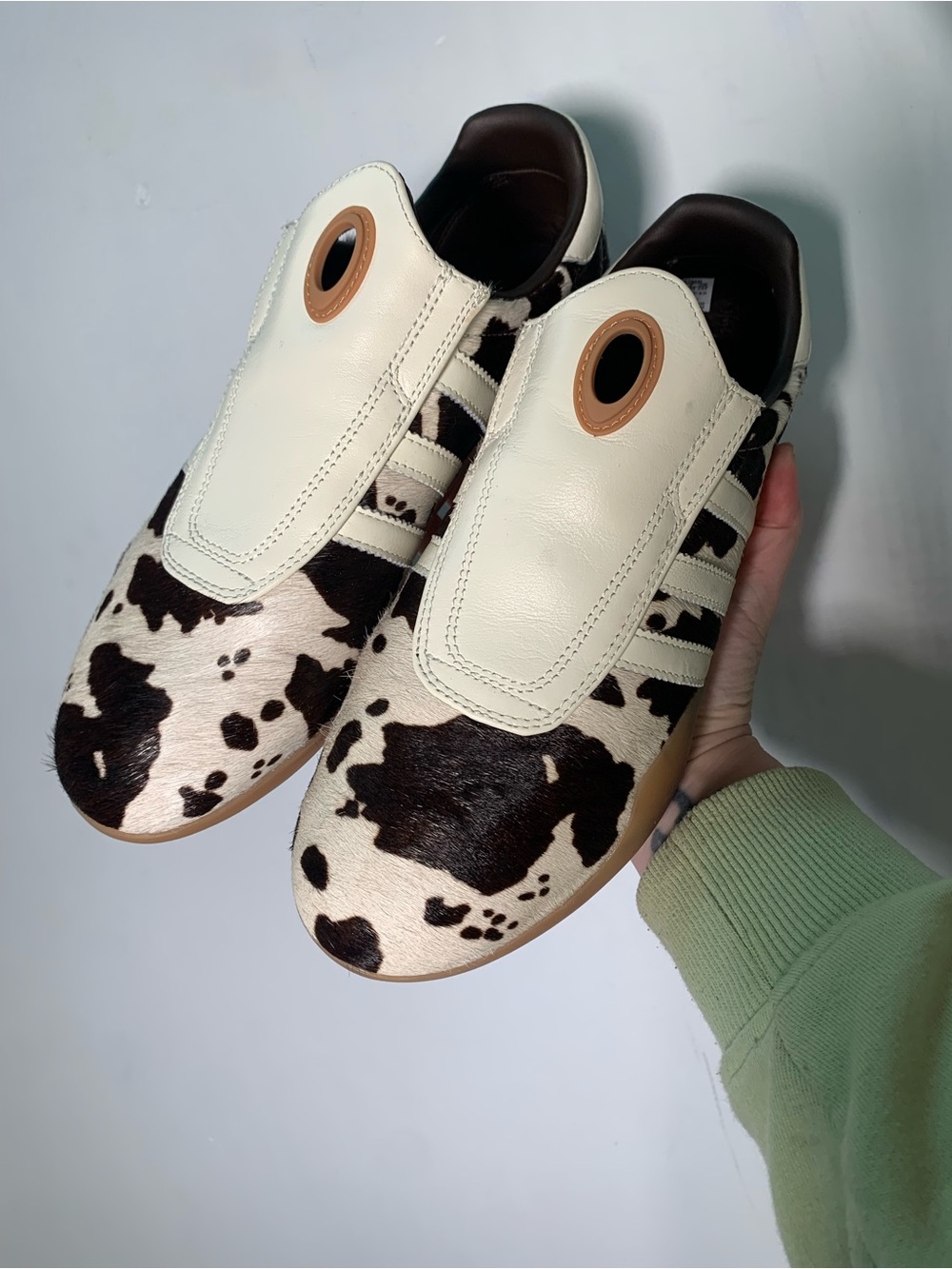adidas Originals Taekwondo Mei sneakers in cow print real dyed cow fur size 9 - Picture 4 of 14